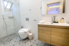 אחוזה על המים 34