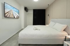 אחוזה על המים 25