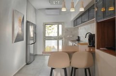 אחוזה על המים 16