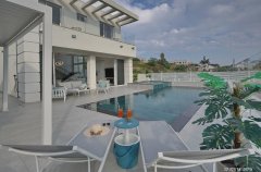 וילה סטארלייט 52